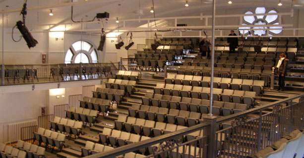 Salle de spectacle multifonctionnelle | Collège de Montréal